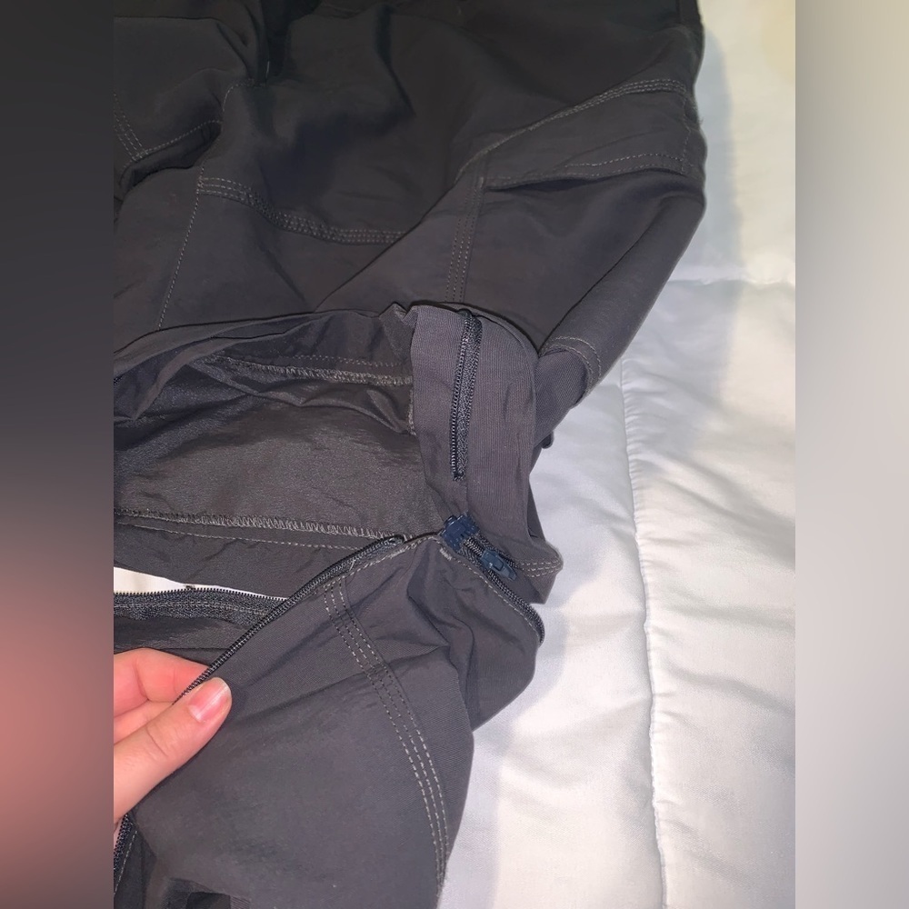 The North Face men’s convertible pants— XL - Picture 15 of 16